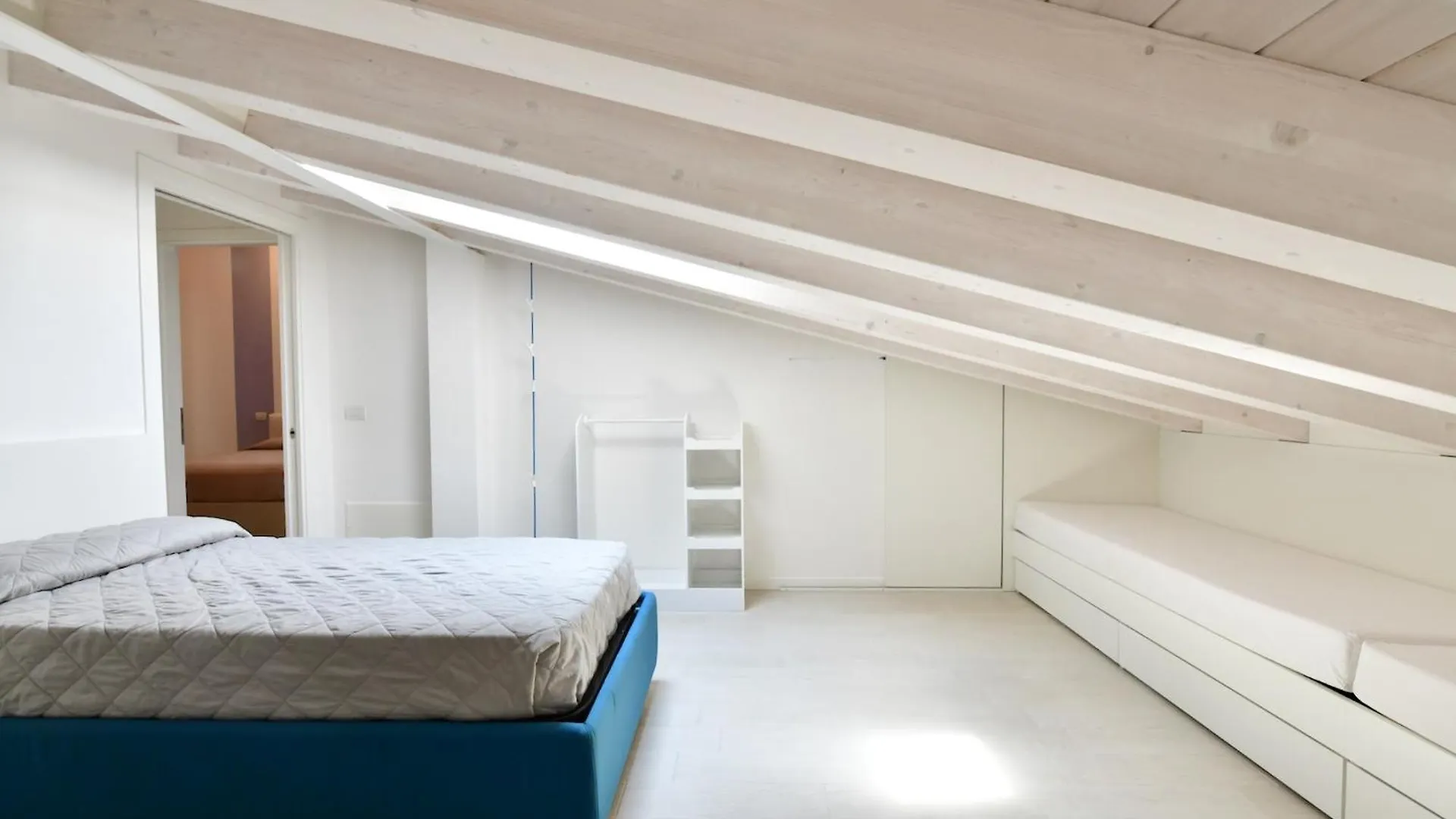 Wave Village 2 Apartments Lido di Jesolo 0*,  Italien