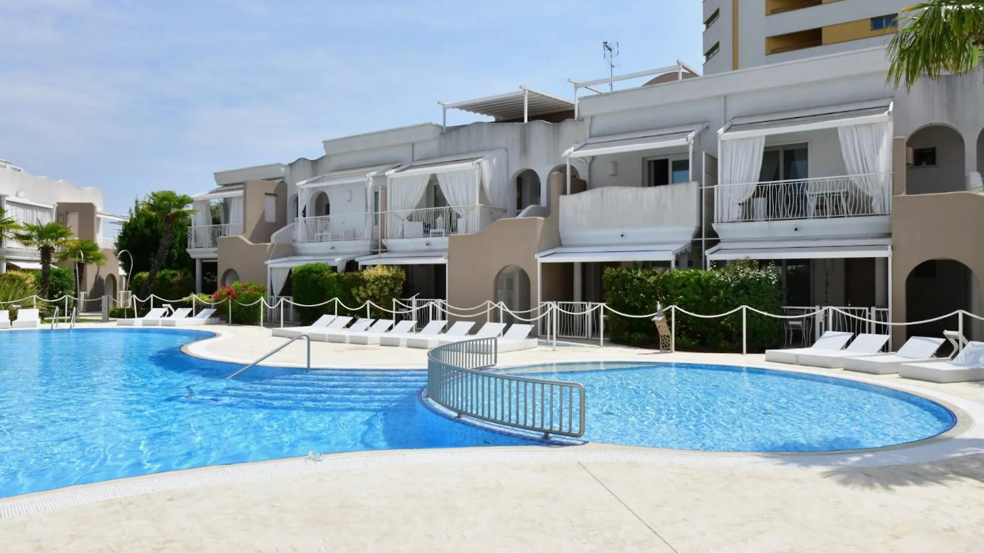 Wave Village 2 Apartments Lido di Jesolo Italien