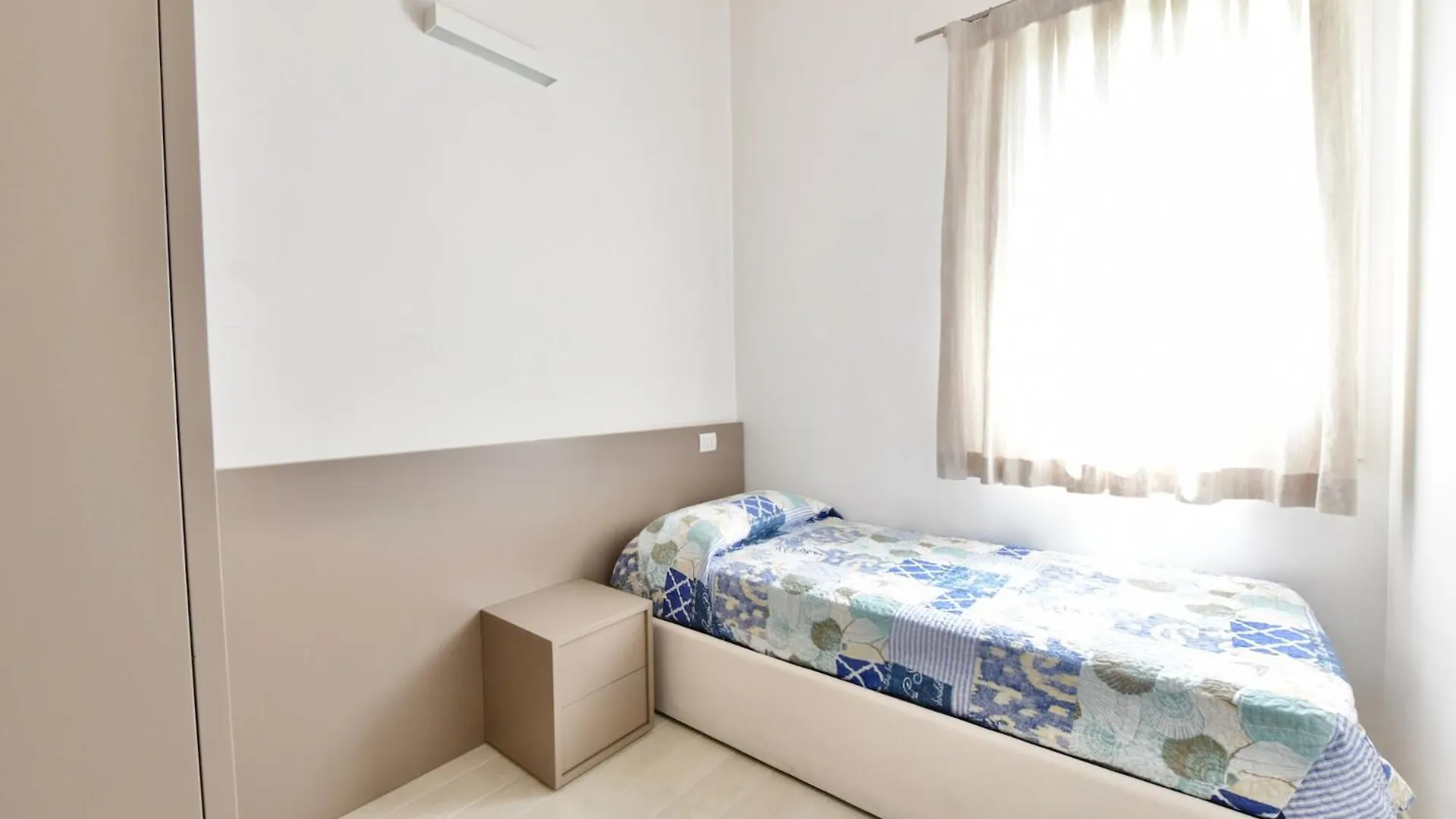 Wave Village 2 Apartments Лидо-ди-Езоло Италия