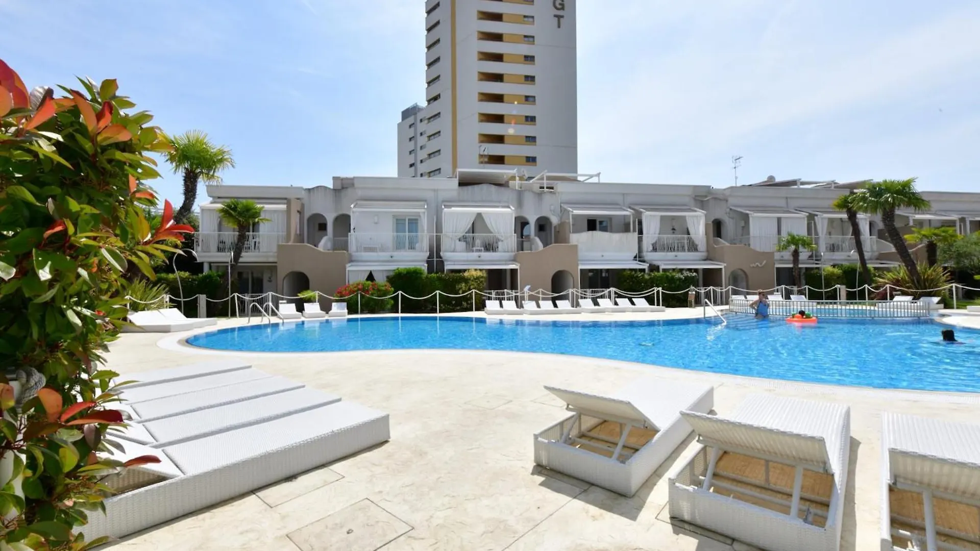 Wave Village 2 Apartments Лидо-ди-Езоло